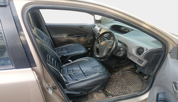 2011 Toyota Etios G, Petrol, Manual, 79,519 km, interior