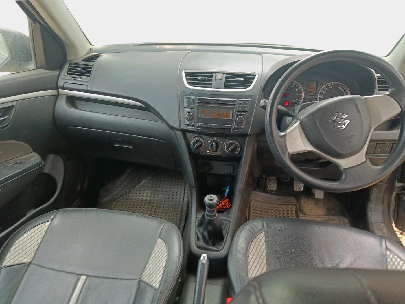 2017 Maruti Swift VXI, Petrol, Manual, 90,223 km, interior