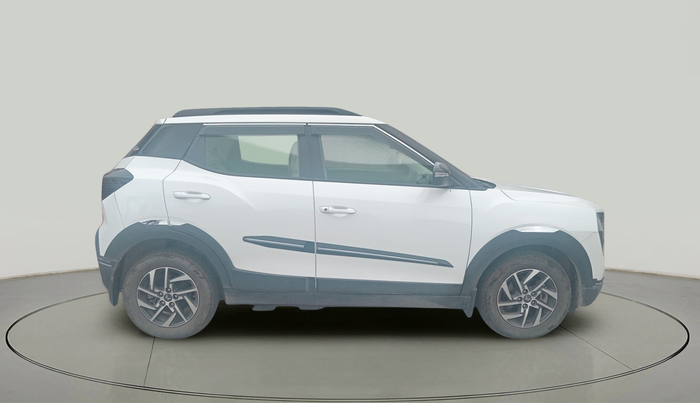 2024 Mahindra XUV 3XO MX3 1.2 L TCMPFI AT, Petrol, Automatic, 7,751 km, exterior