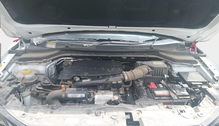 2024 Mahindra XUV 3XO MX3 1.2 L TCMPFI AT, Petrol, Automatic, 7,751 km, exterior