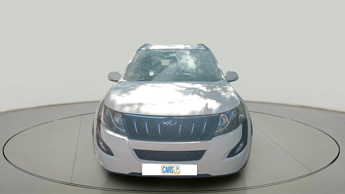 2016 Mahindra XUV500 W6, Diesel, Manual, 1,32,406 km, exterior