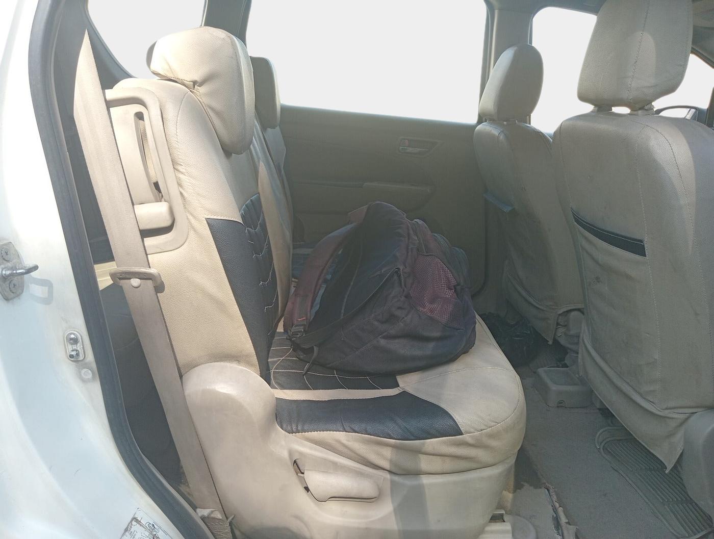 2012 Maruti Ertiga ZDI, Diesel, Manual, 1,81,383 km, interior