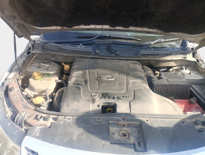 2012 Mahindra XUV500 W8, Diesel, Manual, 94,545 km, exterior