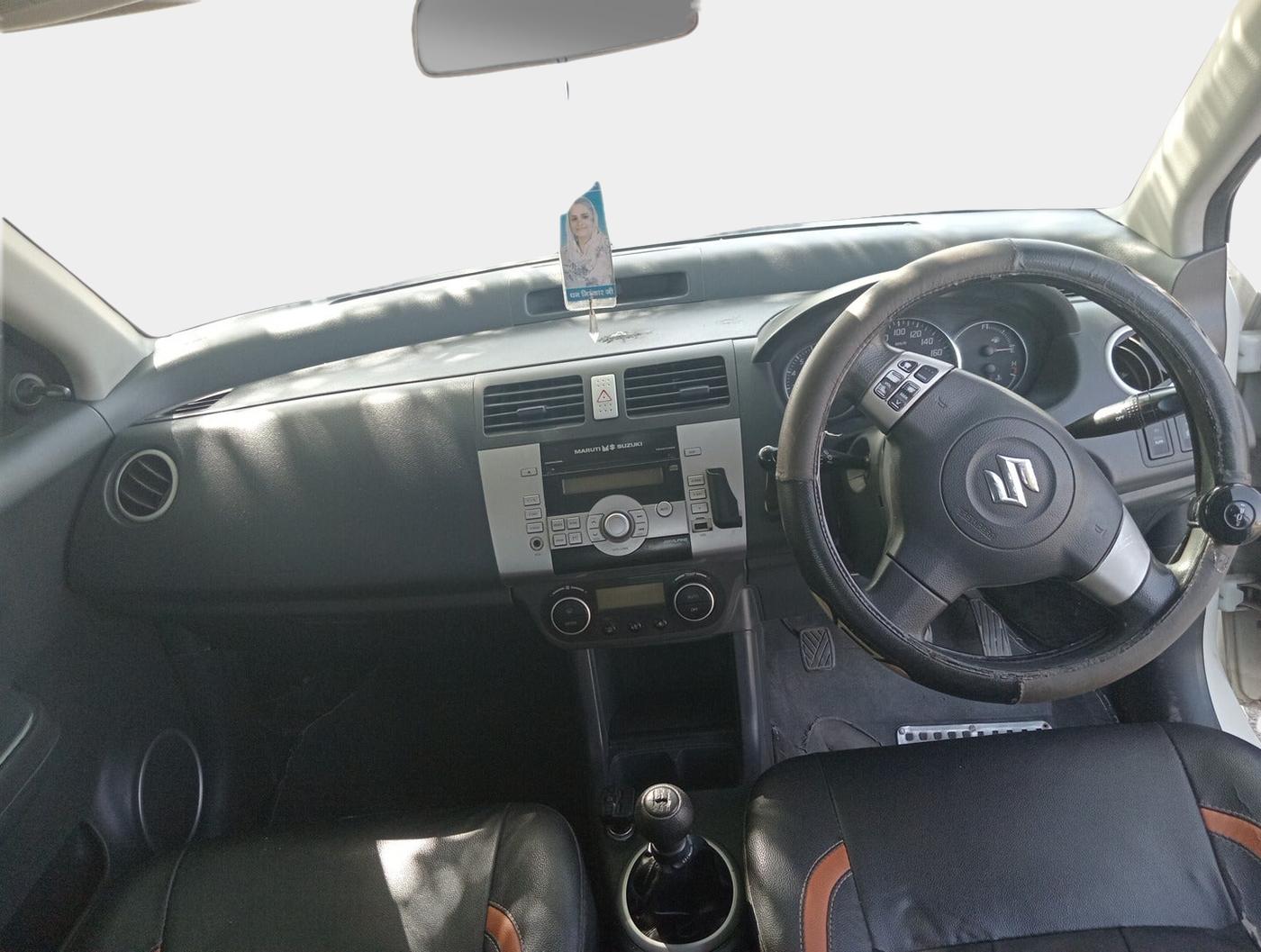2011 Maruti Swift ZXI, Petrol, Manual, 91,413 km, interior