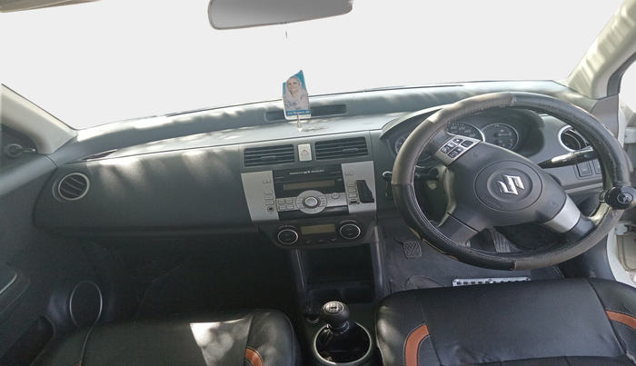2011 Maruti Swift ZXI, Petrol, Manual, 91,413 km, interior
