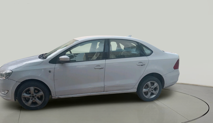 2012 Skoda Rapid ELEGANCE 1.6 TDI CR MT, Diesel, Manual, 1,40,220 km, exterior