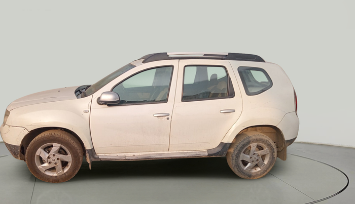 2013 Renault Duster 110 PS RXZ DIESEL, Diesel, Manual, 1,83,646 km, exterior