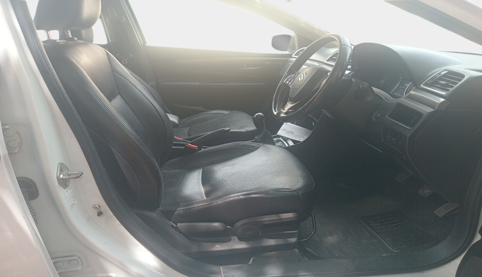 2016 Maruti Ciaz ZDI+ SHVS RS, Diesel, Manual, 77,363 km, interior