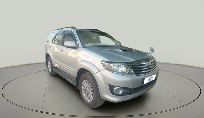 2012 Toyota Fortuner 3.0 4X2 AT, Diesel, Automatic, 1,23,116 km, exterior