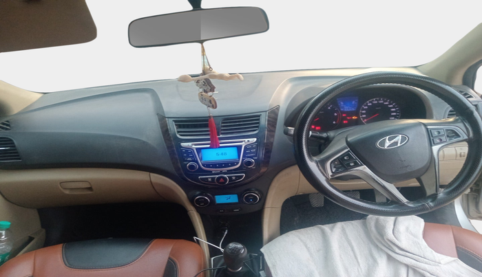 2011 Hyundai Verna FLUIDIC 1.6 CRDI, Diesel, Manual, 1,55,265 km, interior