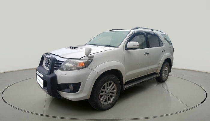 2014 Toyota Fortuner 3.0 4X2 MT, Diesel, Manual, 93,447 km, exterior