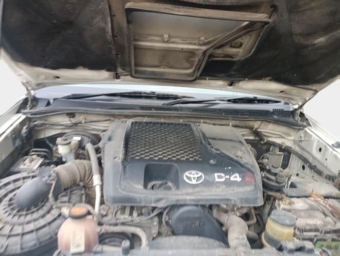 2014 Toyota Fortuner 3.0 4X2 MT, Diesel, Manual, 94,146 km, exterior