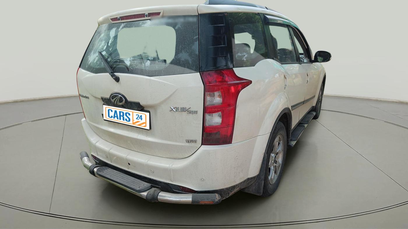 2015 Mahindra XUV500 W8, Diesel, Manual, 1,91,000 km, exterior