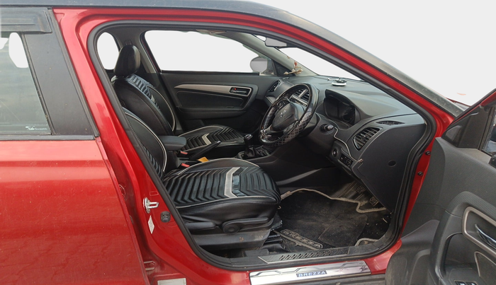 2017 Maruti Vitara Brezza ZDI PLUS DUAL TONE, Diesel, Manual, 56,544 km, interior