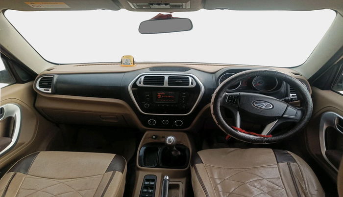 2016 Mahindra TUV300 T8, Diesel, Manual, 1,38,300 km, interior
