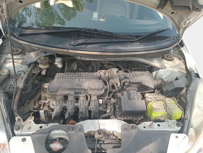 2013 Honda Brio V MT, Petrol, Manual, 68,280 km, exterior