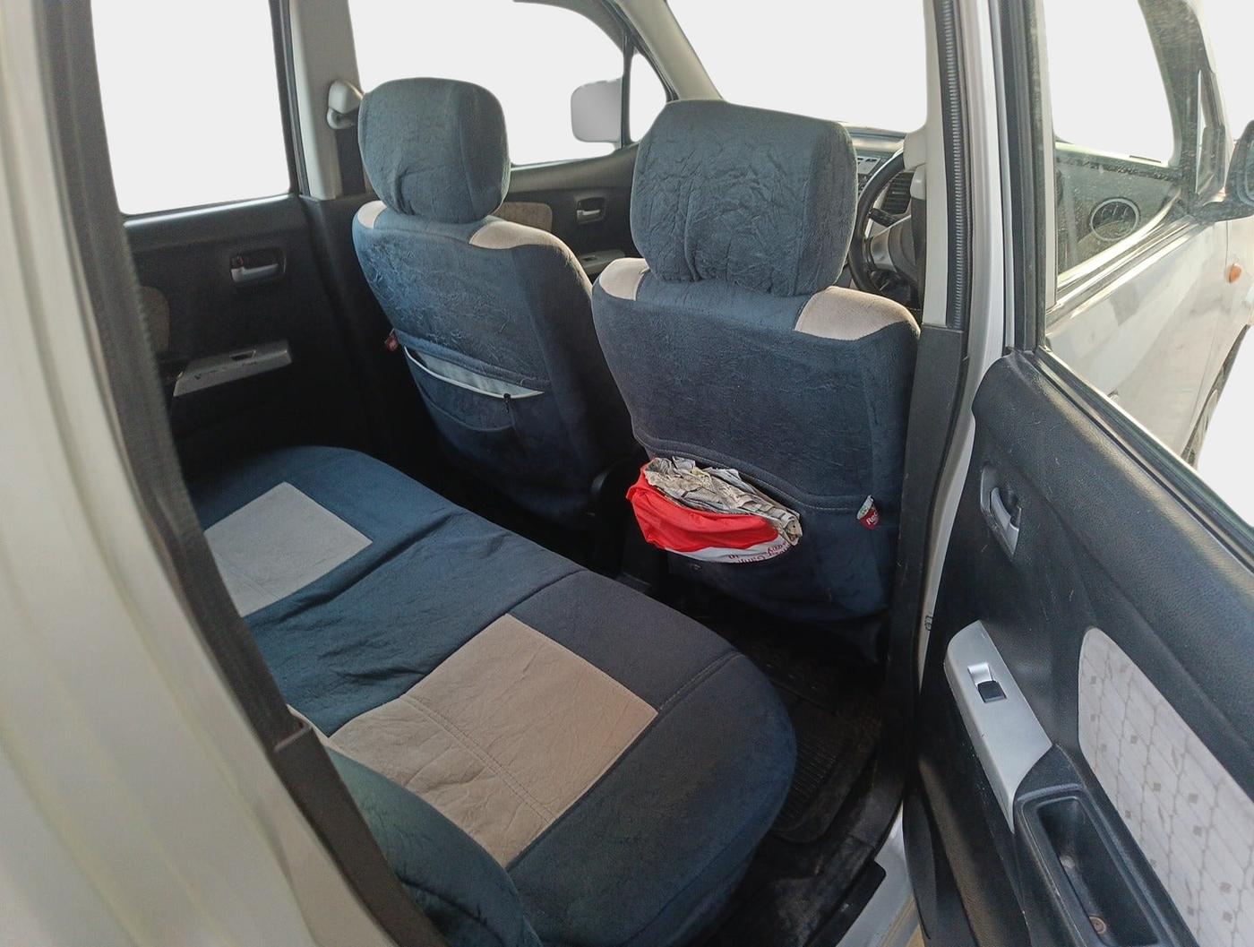 2013 Maruti Wagon R 1.0 VXI, Petrol, Manual, 71,400 km, interior