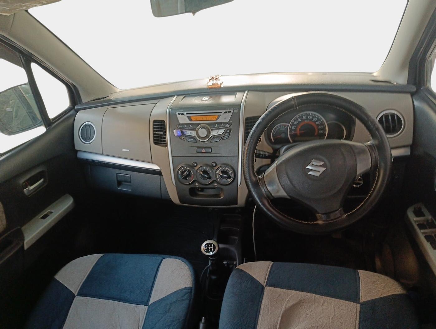 2013 Maruti Wagon R 1.0 VXI, Petrol, Manual, 71,400 km, interior