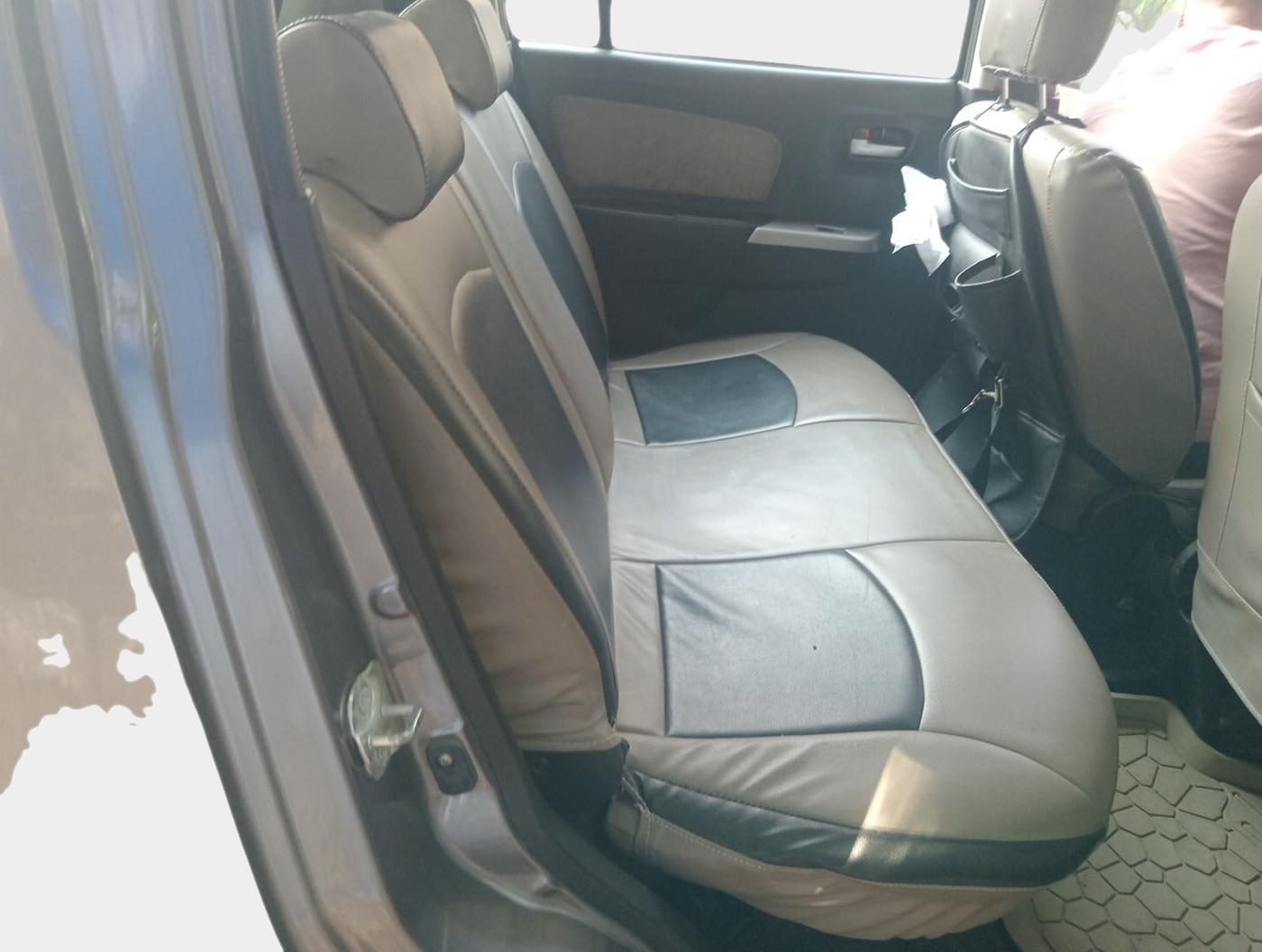 2013 Maruti Wagon R 1.0 VXI, Petrol, Manual, 43,681 km, interior
