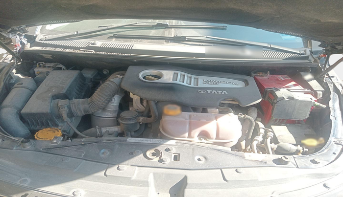 2017 Tata Hexa XT 4X2 6 STR, Diesel, Manual, 57,397 km, exterior