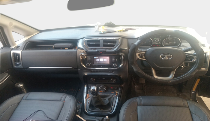 2017 Tata Hexa XT 4X2 6 STR, Diesel, Manual, 57,397 km, interior