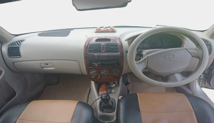2011 Hyundai Accent EXECUTIVE, Petrol, Manual, 99,789 km, interior