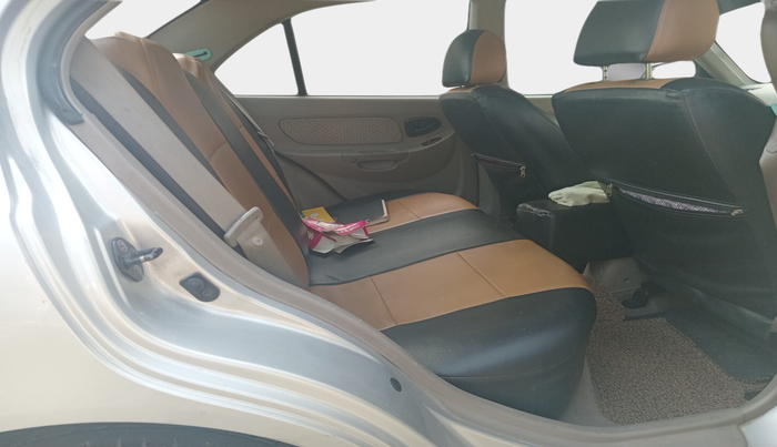 2011 Hyundai Accent EXECUTIVE, Petrol, Manual, 99,789 km, interior