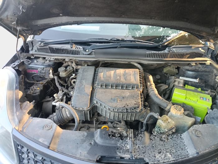 2018 Tata NEXON XM DIESEL, Diesel, Manual, 1,77,637 km, exterior