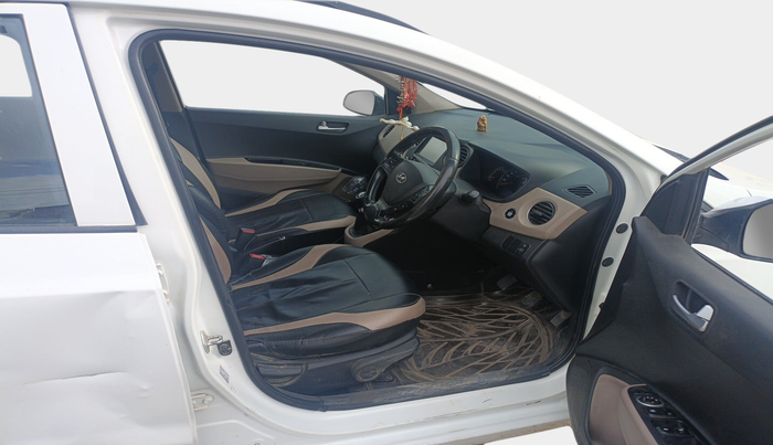 2017 Hyundai Grand i10 ASTA 1.2 KAPPA VTVT, Petrol, Manual, 94,872 km, interior