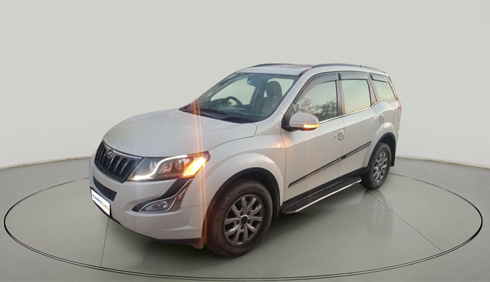 2018 Mahindra XUV500 W10, Diesel, Manual, 1,40,000 km, exterior