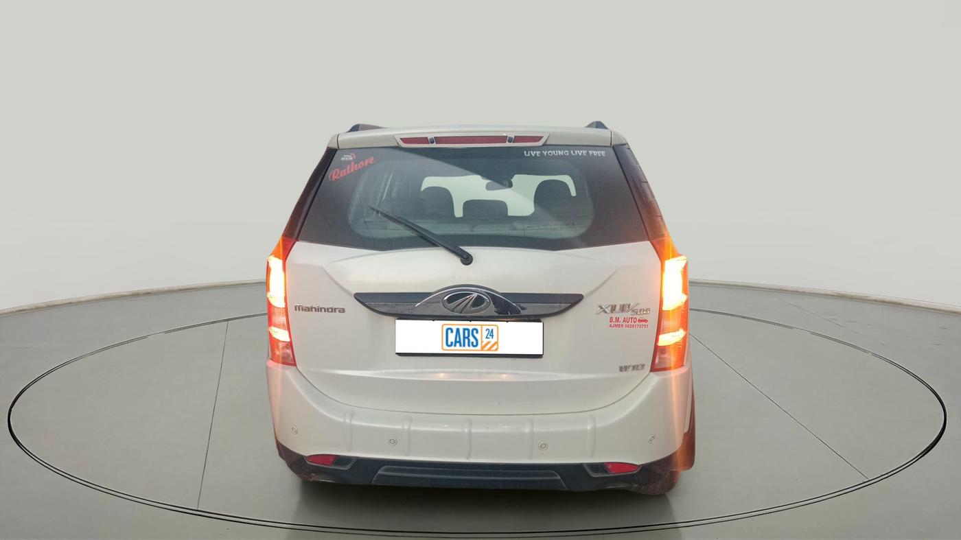 2018 Mahindra XUV500 W10, Diesel, Manual, 1,40,000 km, exterior