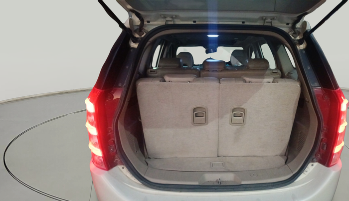 2018 Mahindra XUV500 W10, Diesel, Manual, 1,40,000 km, exterior