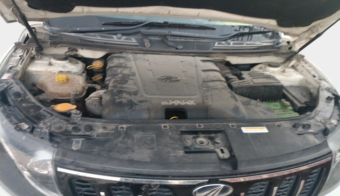 2018 Mahindra XUV500 W10, Diesel, Manual, 1,40,000 km, exterior