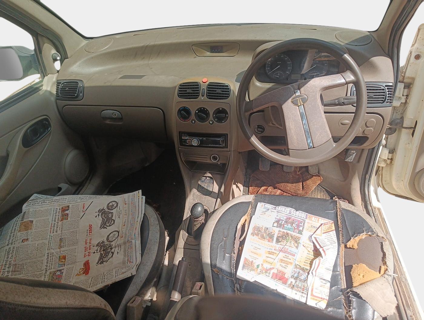 2011 Tata Indigo ECS LS TDI , Diesel, Manual, 1,18,992 km, interior
