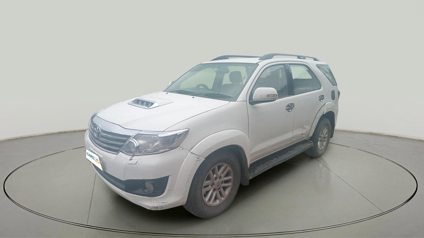 2012 Toyota Fortuner 3.0 4X4 MT, Diesel, Manual, 3,63,753 km, exterior