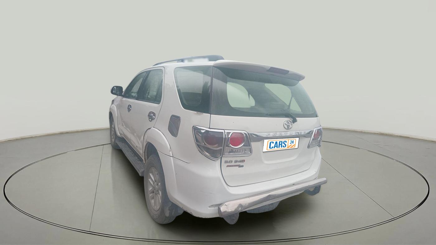 2012 Toyota Fortuner 3.0 4X4 MT, Diesel, Manual, 3,63,753 km, exterior