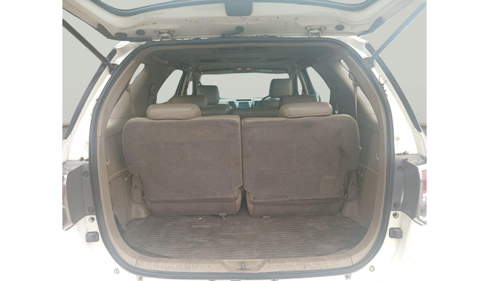 2012 Toyota Fortuner 3.0 4X4 MT, Diesel, Manual, 3,63,753 km, exterior