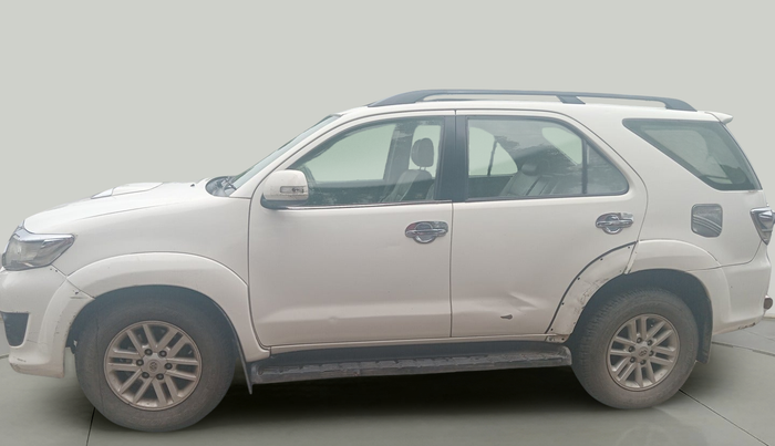 2012 Toyota Fortuner 3.0 4X4 MT, Diesel, Manual, 3,63,753 km, exterior