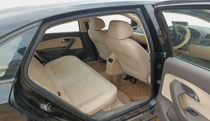 2012 Volkswagen Vento HIGHLINE DIESEL 1.6, Diesel, Manual, 1,60,815 km, interior