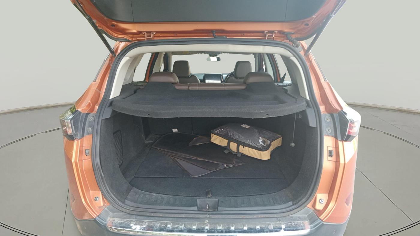 2019 Tata Harrier XZ 2.0L, Diesel, Manual, 1,13,980 km, exterior