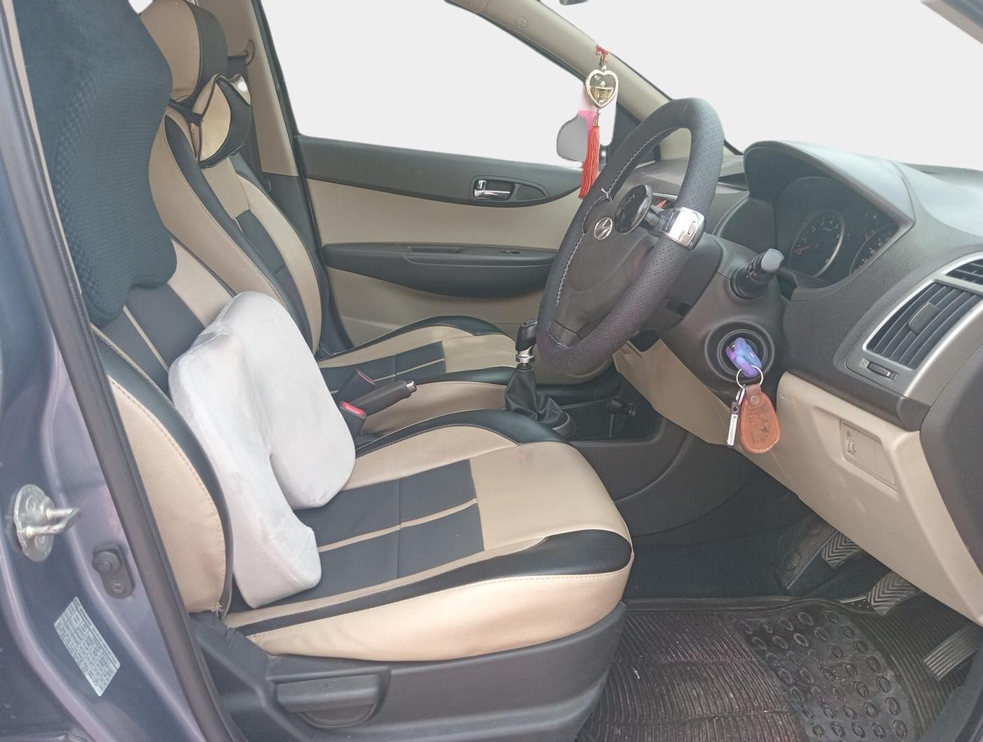 2013 Hyundai i20 MAGNA (O) 1.2, Petrol, Manual, 51,022 km, interior