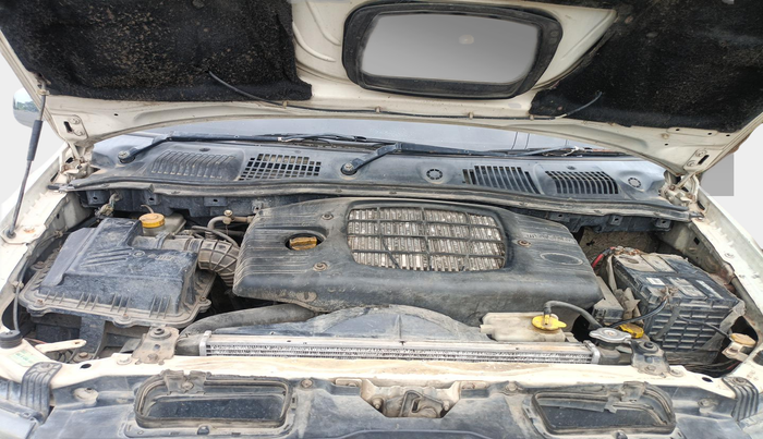 2013 Mahindra Xylo D4, Diesel, Manual, 94,579 km, exterior