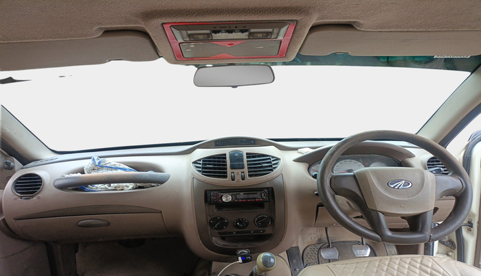 2013 Mahindra Xylo D4, Diesel, Manual, 94,579 km, interior