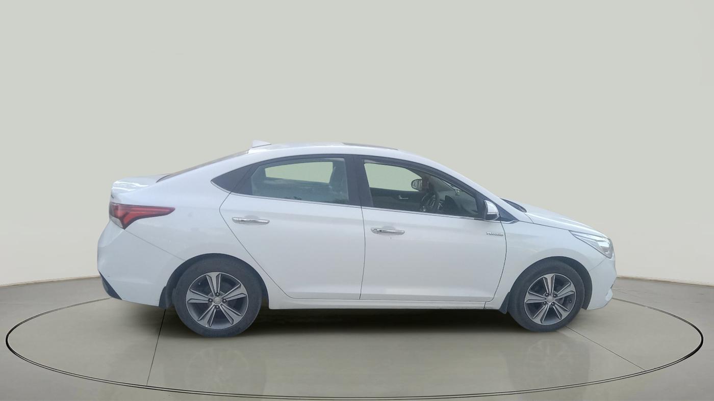 2017 Hyundai Verna 1.6 SX (O) CRDI MT, Diesel, Manual, 2,40,449 km, exterior
