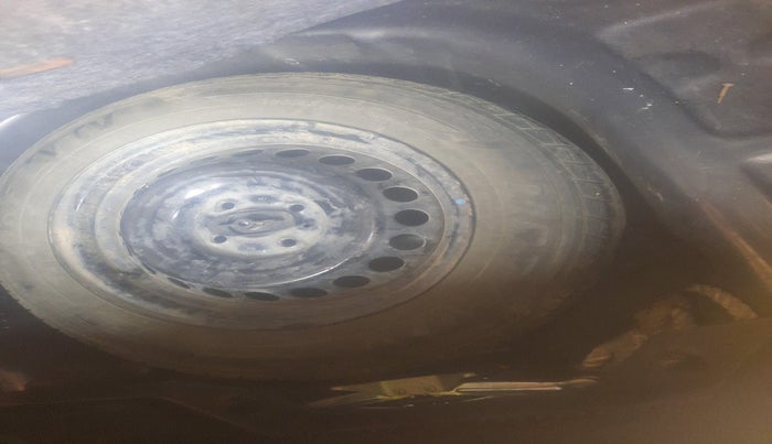 2016 Maruti Baleno DELTA DIESEL 1.3, Diesel, Manual, 1,26,604 km, tyre