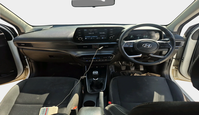 2023 Hyundai NEW I20 ASTA 1.2 MT, Petrol, Manual, 82,409 km, interior