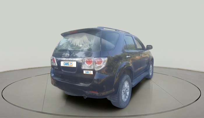 2013 Toyota Fortuner 3.0 4X4 MT, Diesel, Manual, 3,23,553 km, exterior