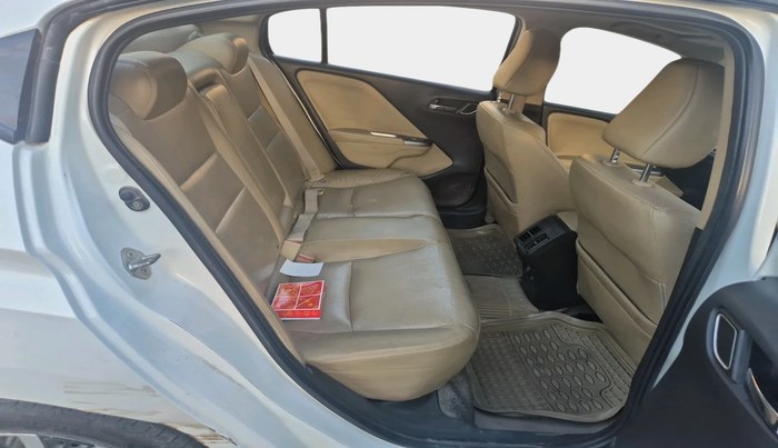 2017 Honda City 1.5L I-VTEC VX, Petrol, Manual, 1,10,372 km, interior