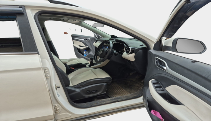 2022 MG ASTOR SHARP 1.5 MT, Petrol, Manual, 62,339 km, interior
