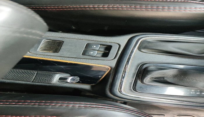 2021 Mahindra Thar LX D AT 4WD HT, Diesel, Automatic, 1,09,428 km, interior